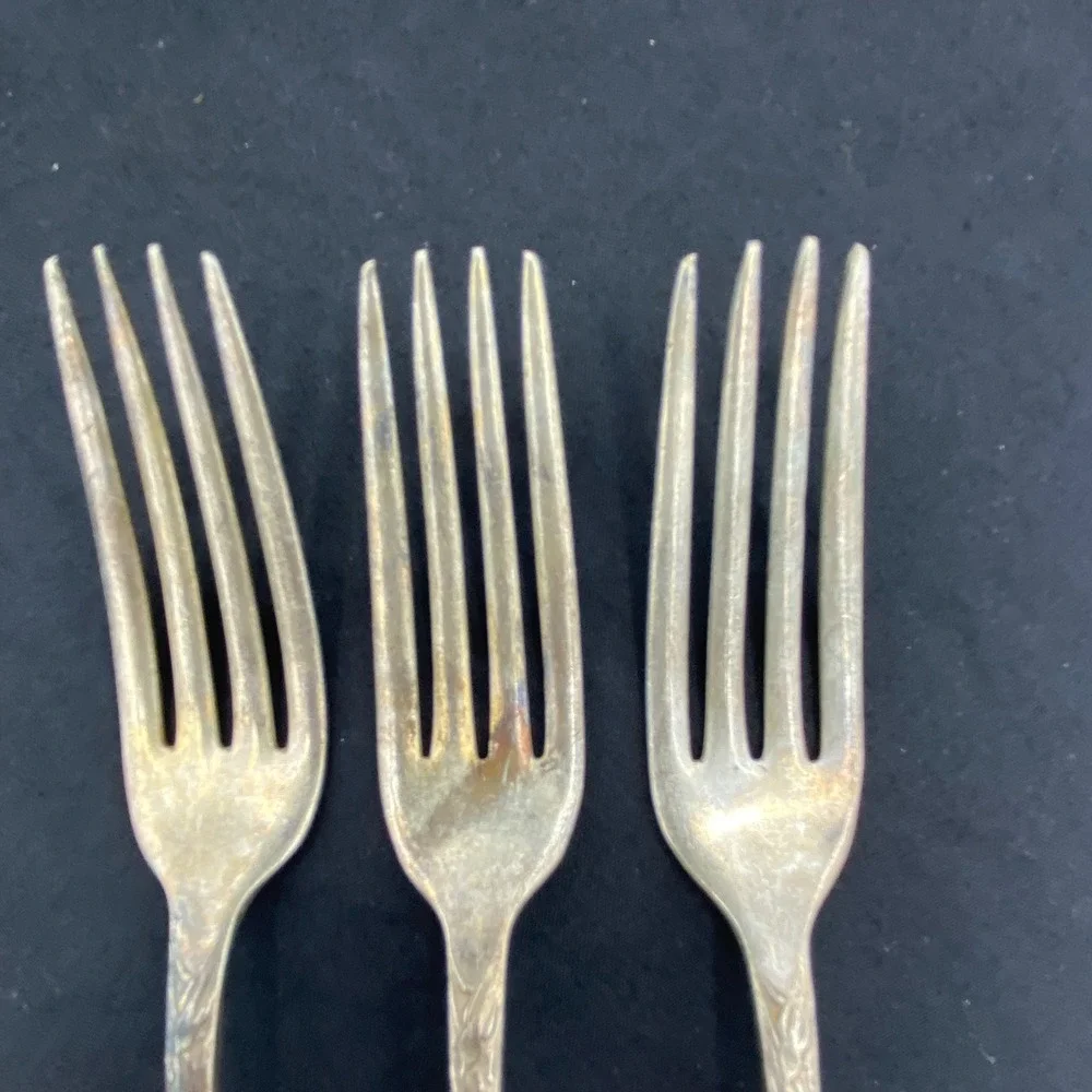 Antique William Rogers 1906 Flower Silverplate Dinner Forks Set 7.5